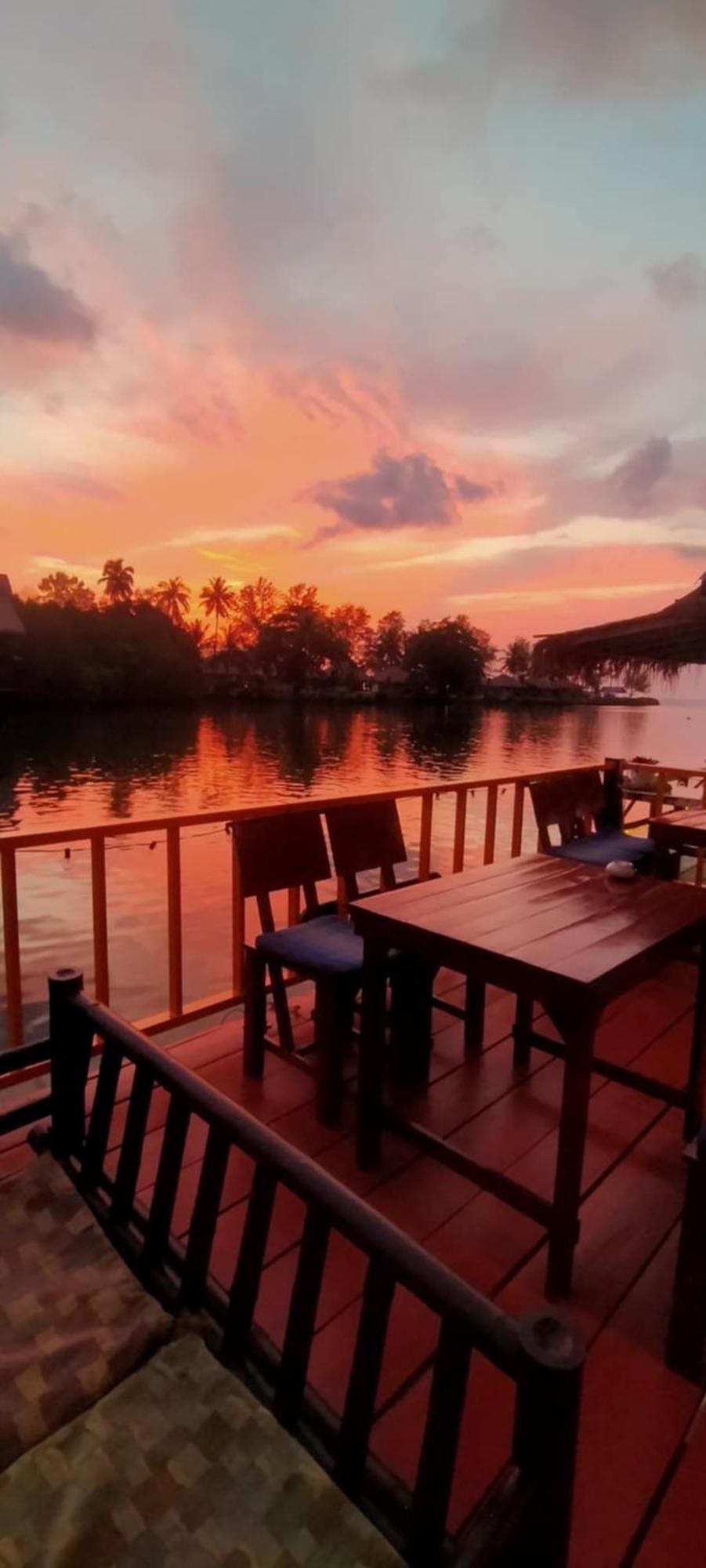 Sapparot Bar & Bungalows Koh Chang Exterior photo